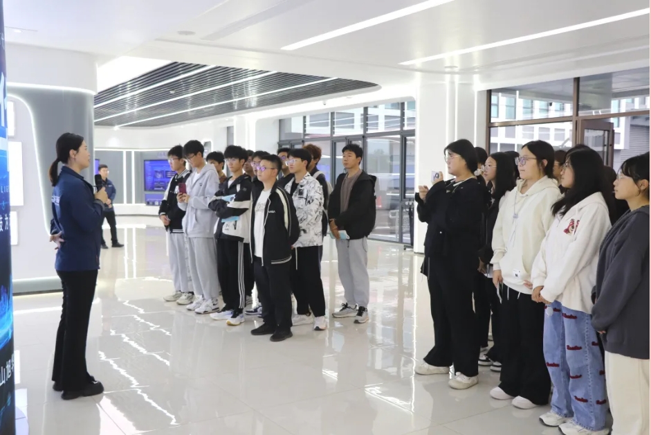 筑牢基础 展望未来 ▏唐山学院会计学院学生到Ebpay智能参观学习